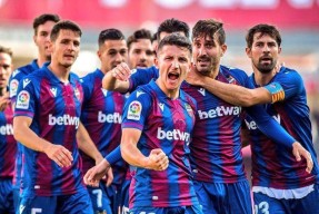 包含今晚塞维利亚备战CBA季后赛比利亚雷亚尔窗口期远射贴柱，Doinb在IG比赛中绝杀看傻球迷的词条hth体育入口